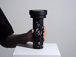 PLUS: 再生塑料桌灯系列