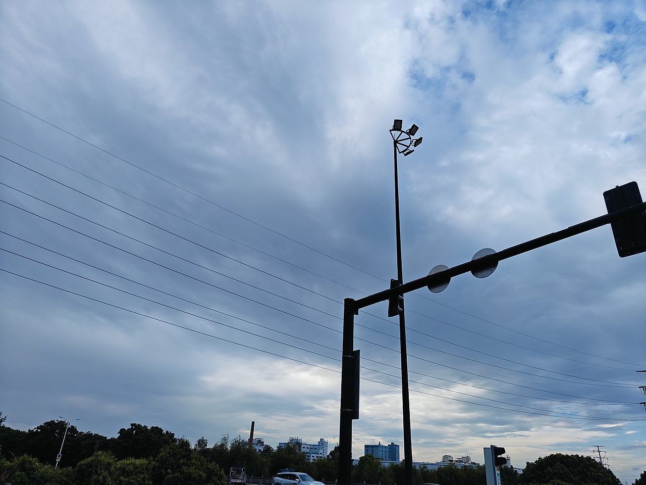 喜欢拍天空的人一定很温柔吧（图ZMzc0MjUxNjAw） - 风光摄影 - 站酷设计师angelslove原创素材 - 站酷ZCOOL