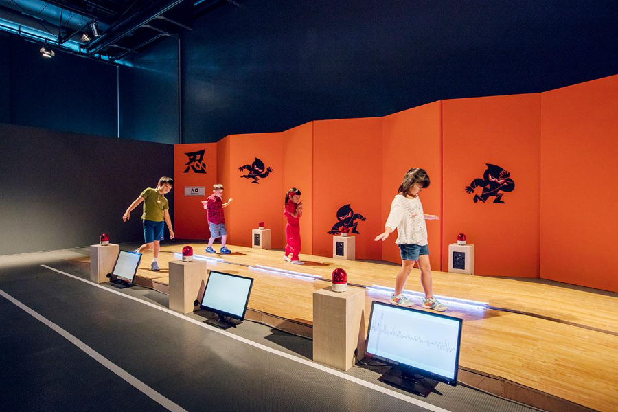 最有趣的展示馆-设计感十足-日本国立博物馆科学与创新特别展“忍者-什么是忍者！？-」（图ZMTQ4NTg2MTI=） - 资讯 - 站酷设计师ZGSJS原创素材 - 站酷ZCOOL
