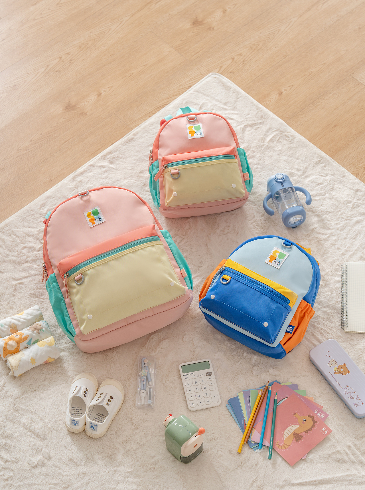 儿童书包-创意拍摄