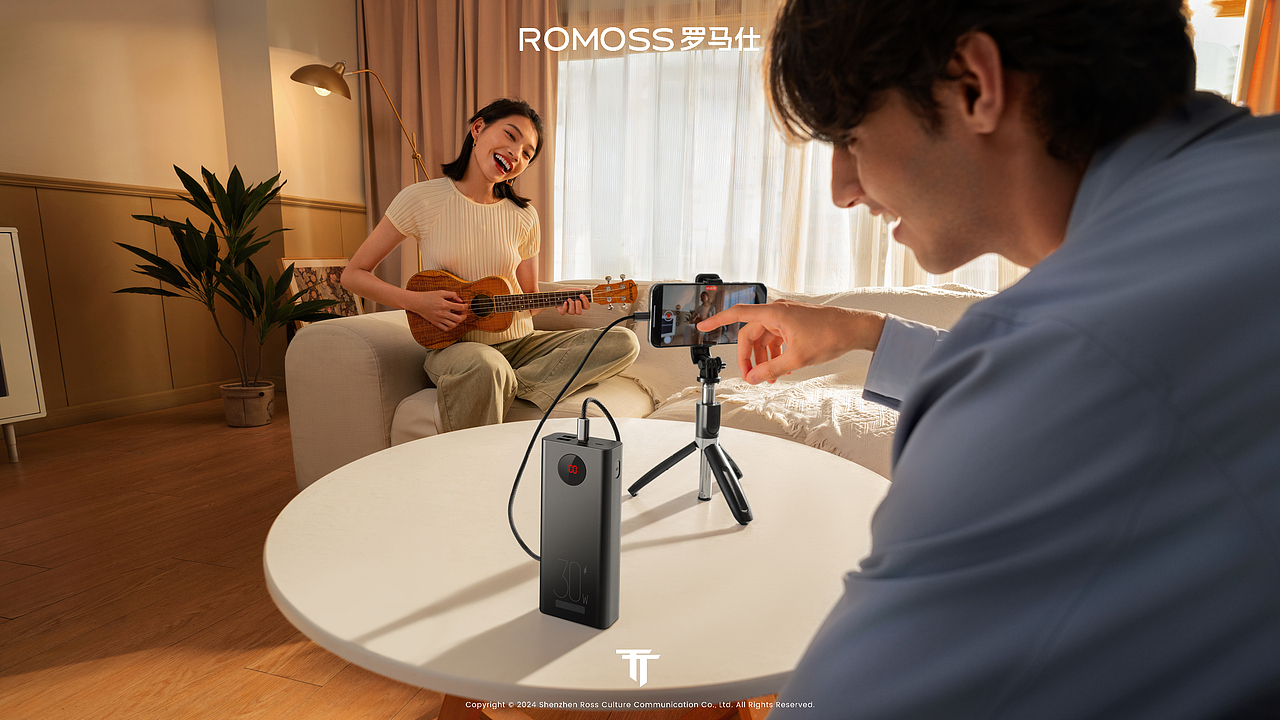 商业摄影 | ROMOSS罗马仕全球品牌升级焕新（图ZMzc0MzU0OTA0） - 产品摄影 - 站酷设计师罗思文化创意视觉原创素材 - 站酷ZCOOL