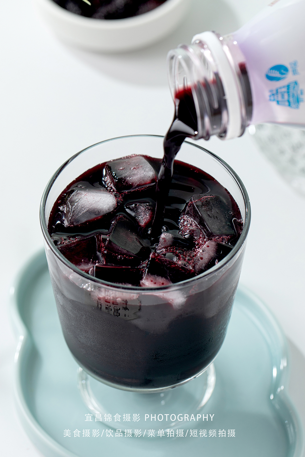 梨柚子/桑葚NFC果汁户外森系拍摄/宜昌饮品摄影/饮料（图ZMzc0NDA0NjQw） - 美食摄影 - 站酷设计师宜昌锦食摄影原创素材 - 站酷ZCOOL