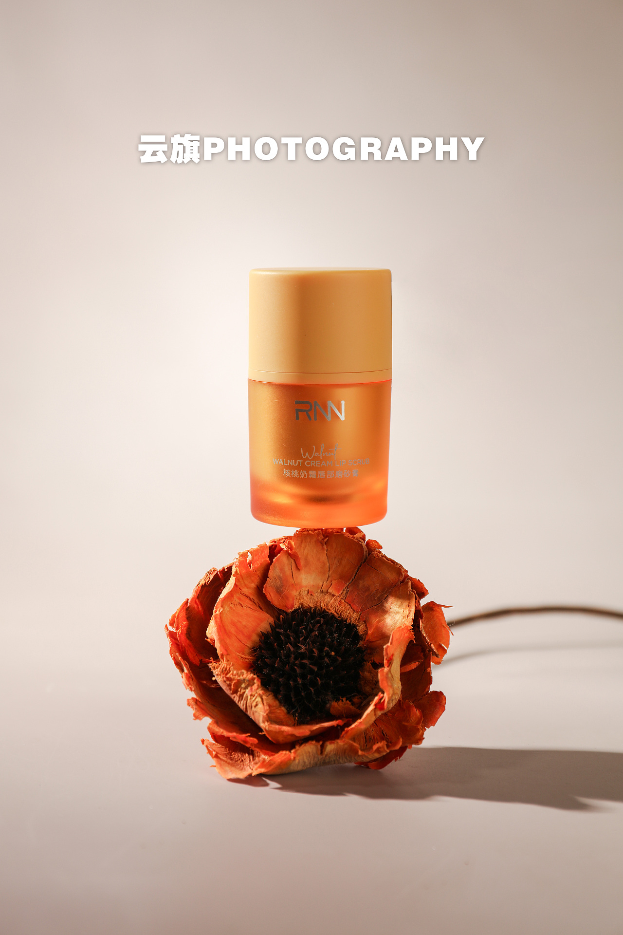唇膏产品摄影（图ZMzc0NDIxNzcy） - 产品摄影 - 站酷设计师云旗产品摄影原创素材 - 站酷ZCOOL