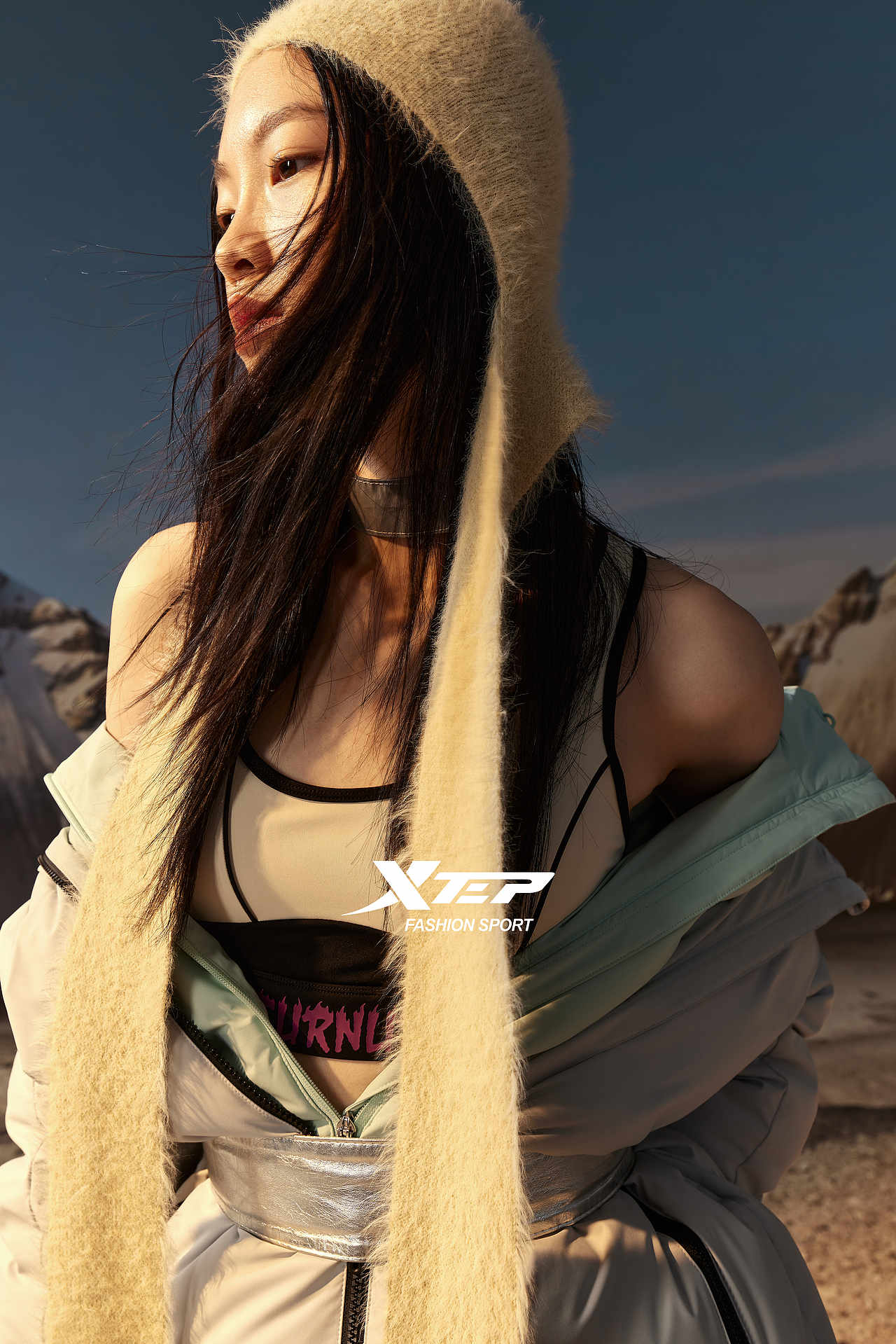 我们去年为特步拍摄的羽绒服kv大片|特步有“暖气”！（图ZMzc0NDY0MTU2） - 人像摄影 - 站酷设计师TMOST德莫斯原创素材 - 站酷ZCOOL