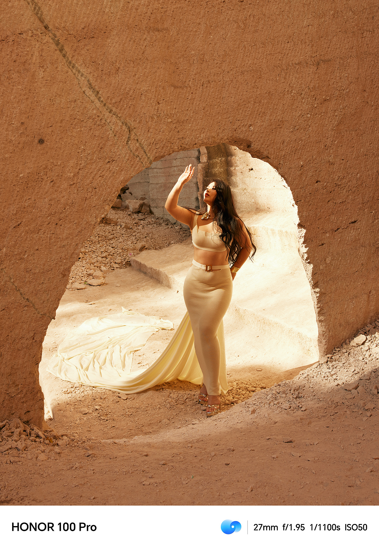 红人合作 | 荣耀100 Pro代言-沙漠的画卷（图ZMzc0NTA2OTQw） - 时尚/艺术摄影 - 站酷设计师邓大羽YU原创素材 - 站酷ZCOOL
