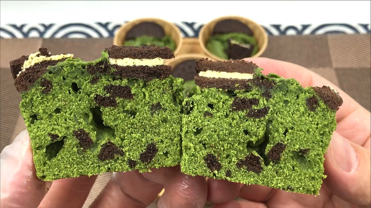 抹茶奥利奥麦芬，浓郁抹茶，香脆奥利奥，独特口感。