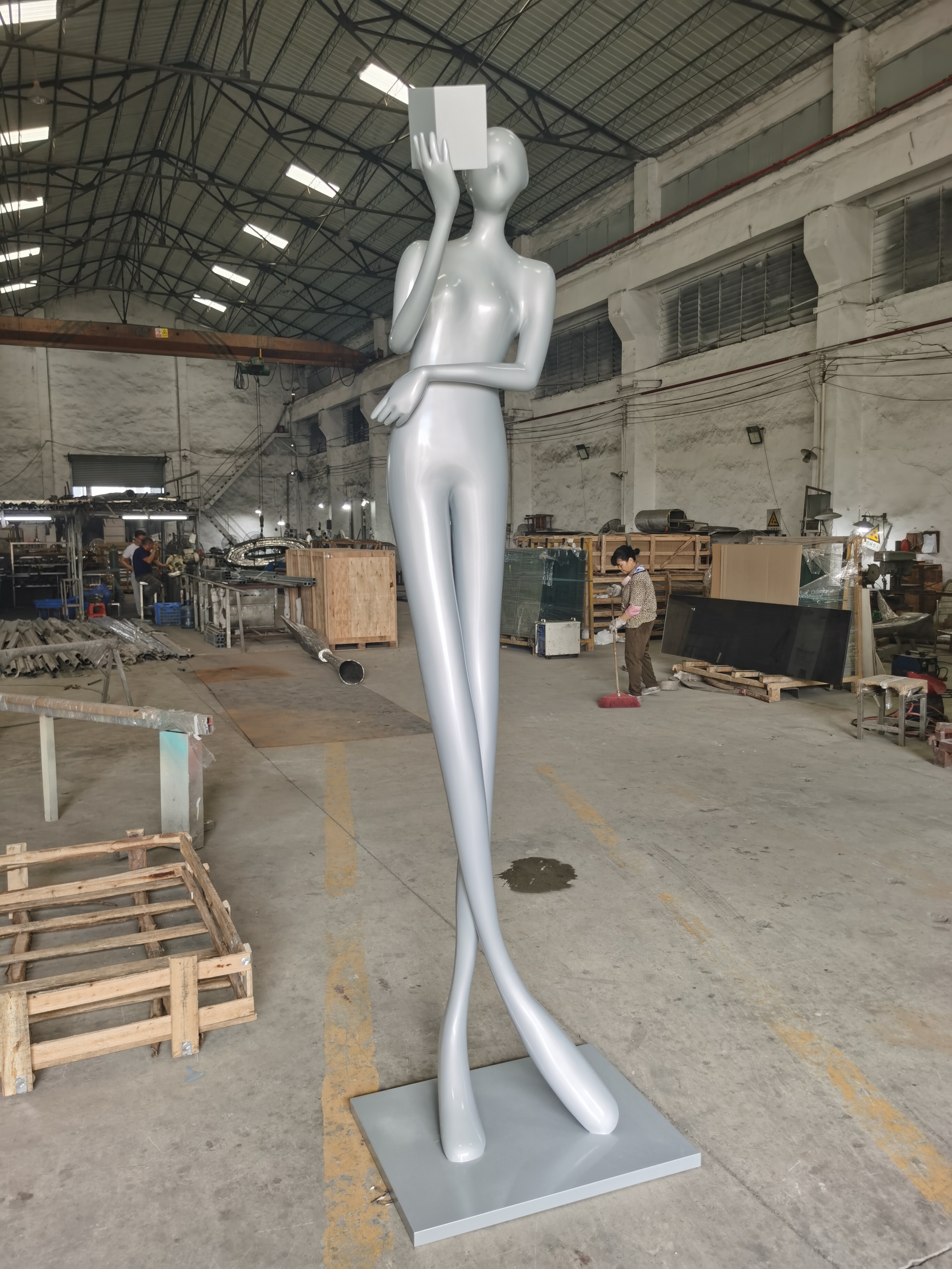 不锈钢抽象人物雕塑2米高