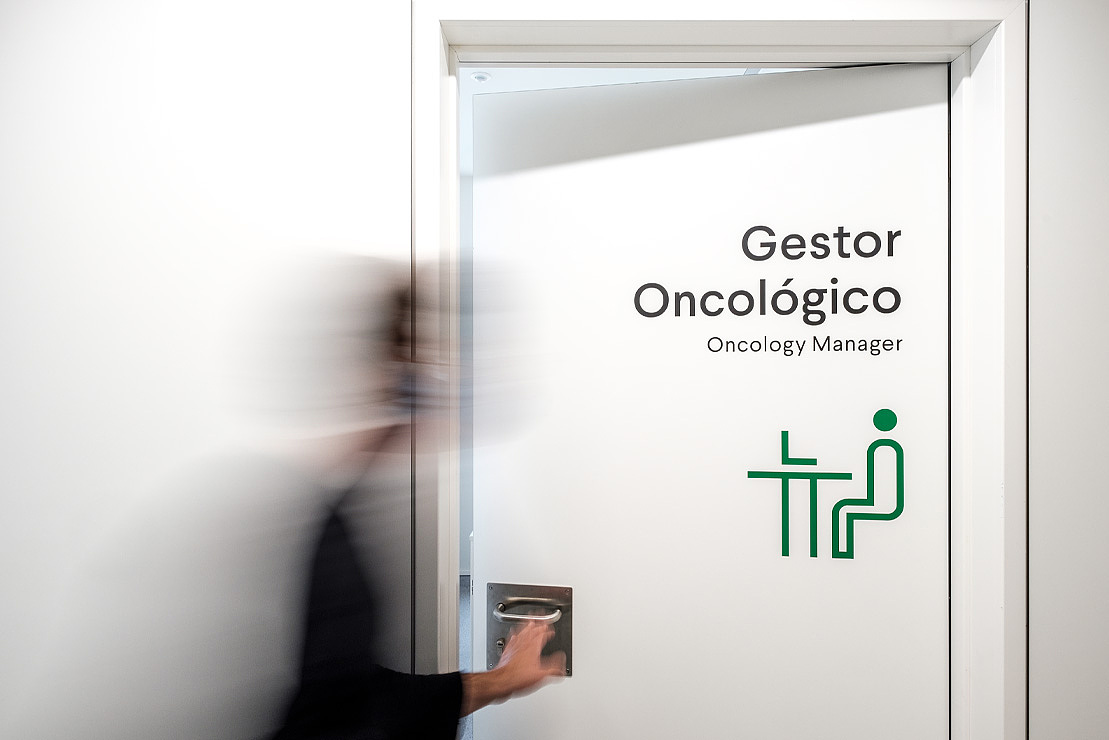 导视设计｜办公楼导视｜企业总部导视设计（图ZMzc0NzI2NTY0） - 展陈设计 - 站酷设计师长沙设计师老胡原创素材 - 站酷ZCOOL