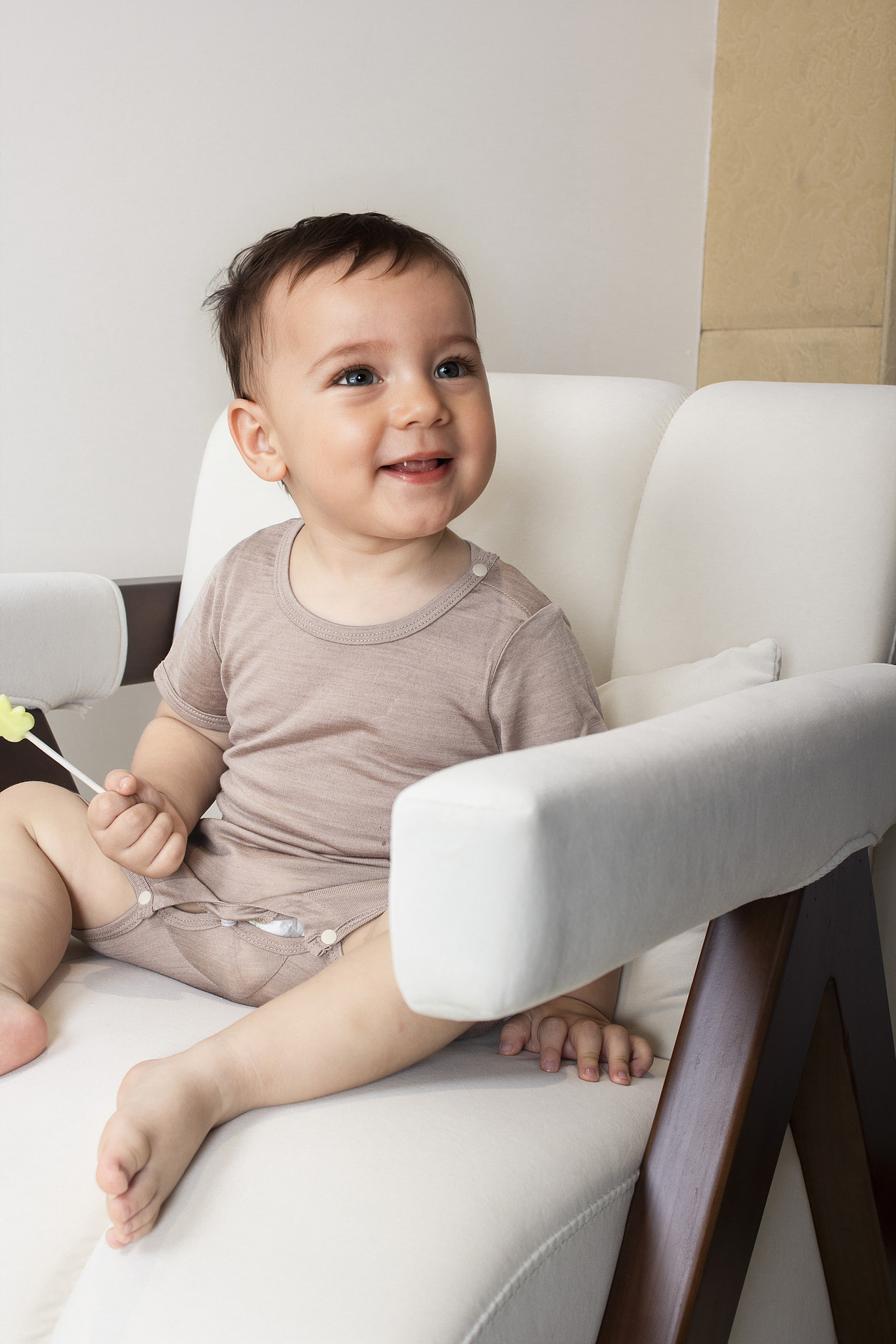 实拍+ai 模特图 ai创作 电商模特图（图ZMzc0NzYzOTQ4） - 人像摄影 - 站酷设计师百琪原创素材 - 站酷ZCOOL