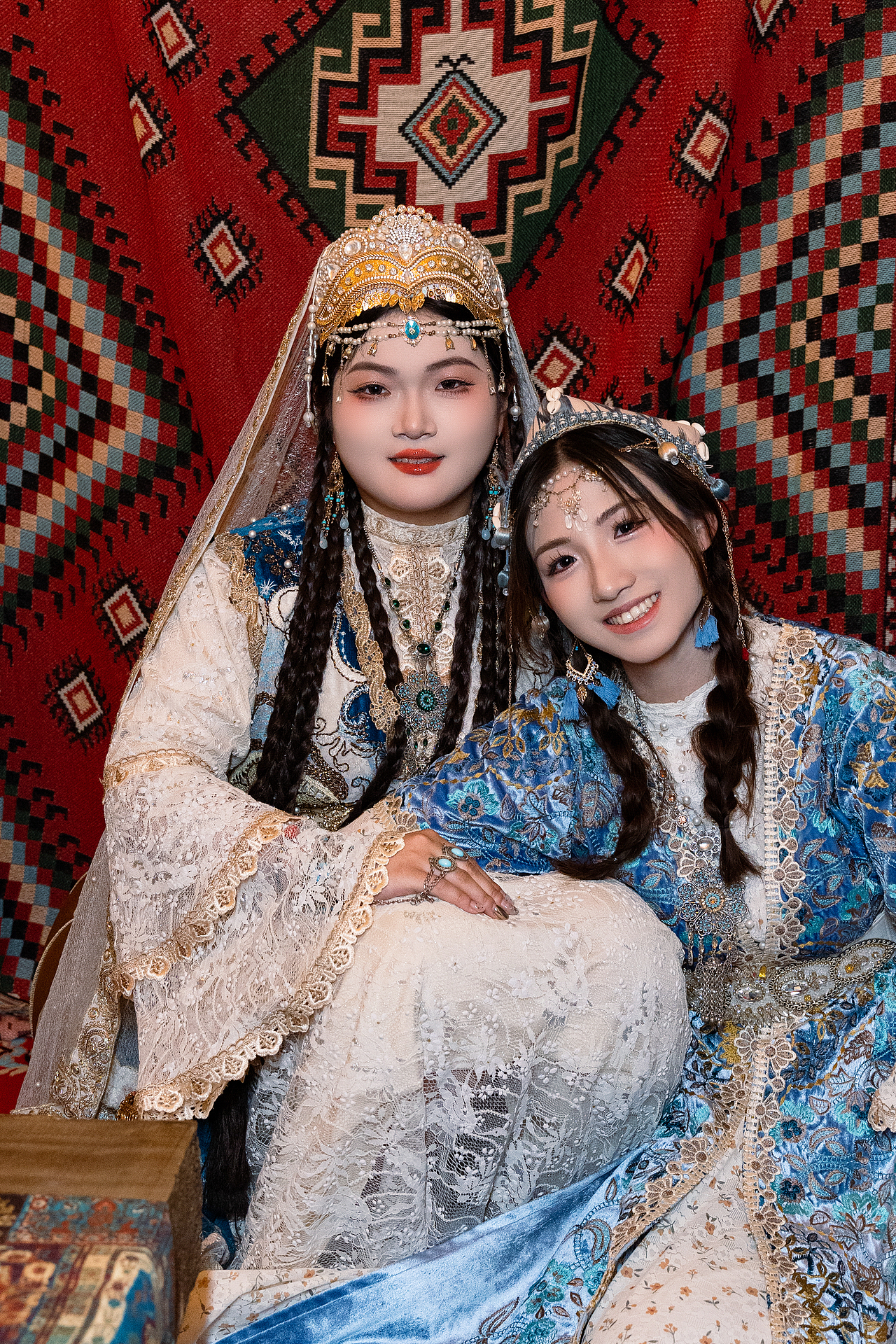 维吾尔族民族服饰写真—人像摄影