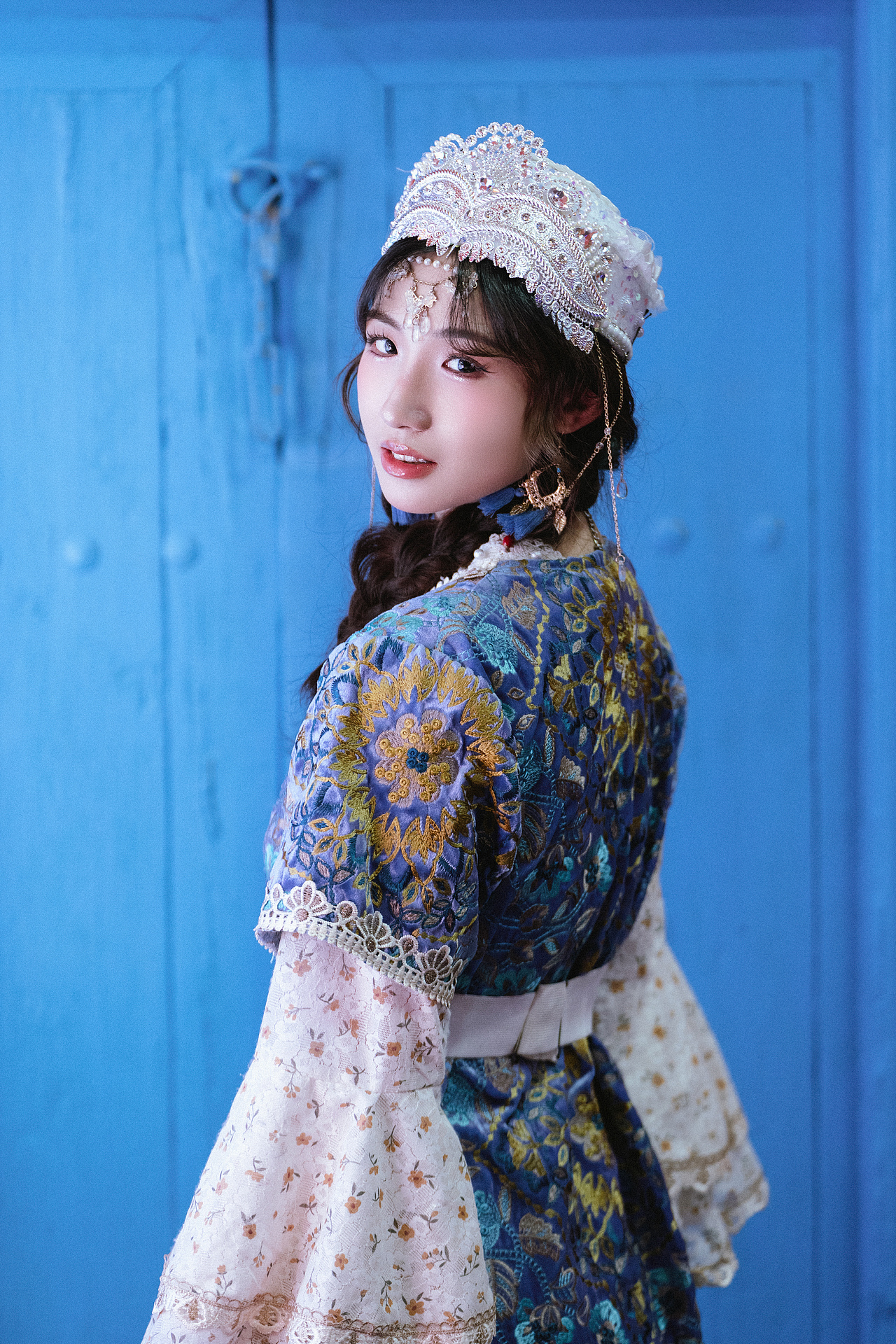 维吾尔族民族服饰写真—人像摄影