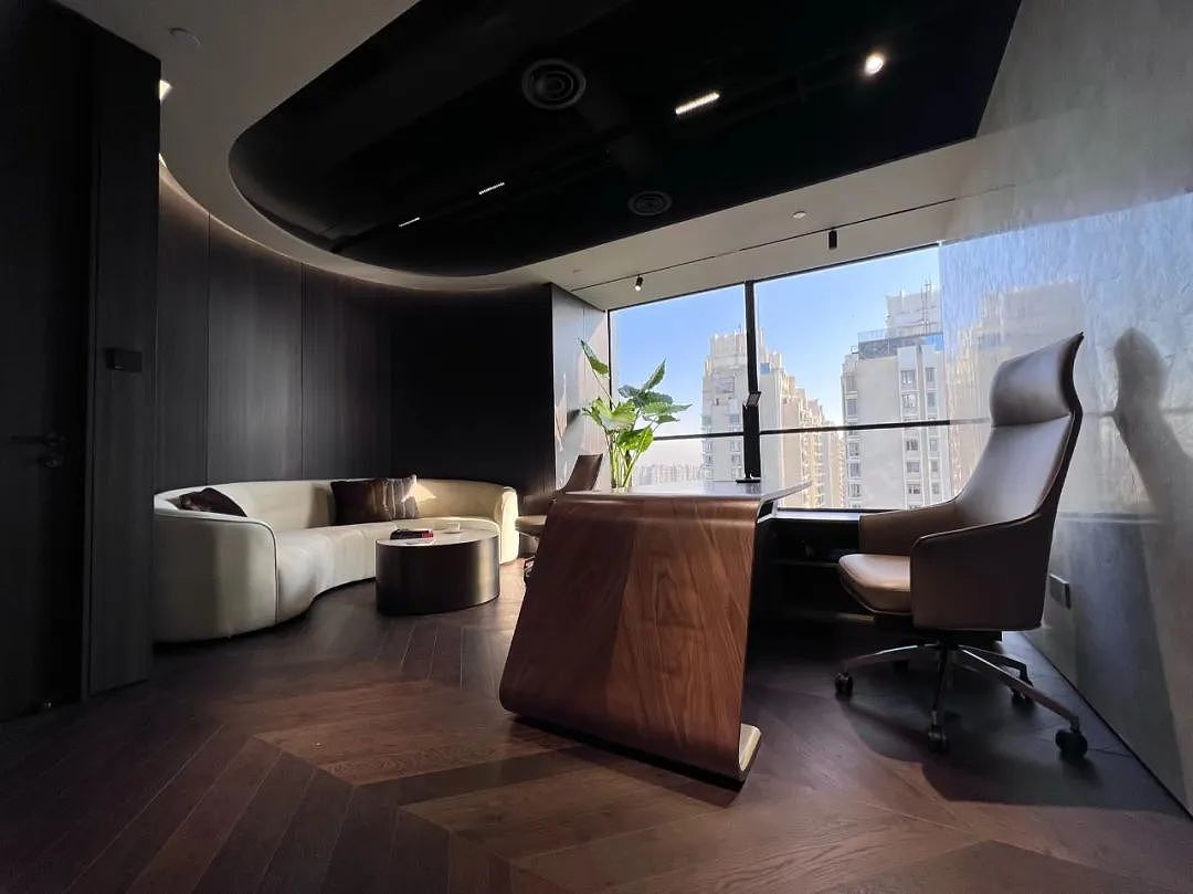 KONG DESIGN丨骏汇资本 · 光的秩序