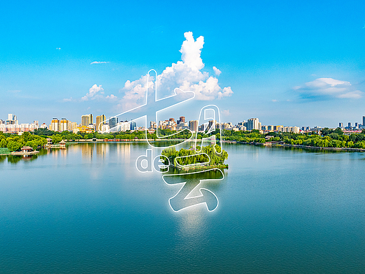 七月的云