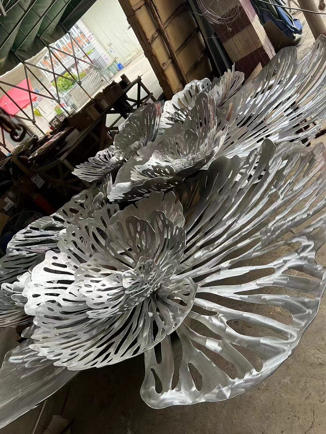 墙面不锈钢花朵装饰 金属工艺品定制