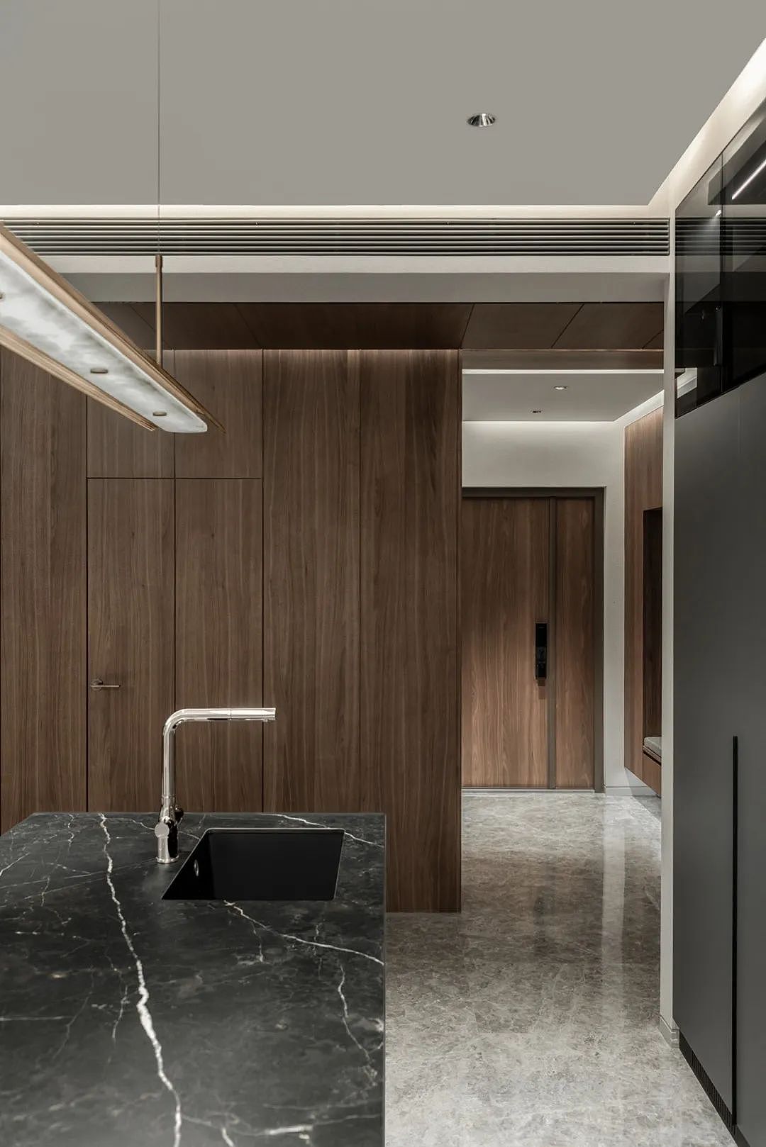 KONG DESIGN丨英特公寓丨木的架构