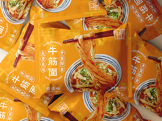 麻酱牛筋面包装。