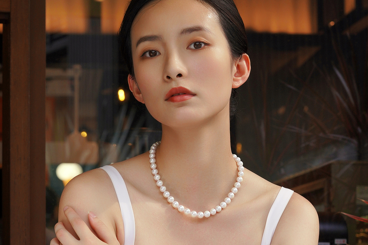 珠宝拍摄| 模特图 珍珠项链展示（图ZMzc1MTA3OTc2） - 产品摄影 - 站酷设计师珠宝摄影师Ja原创素材 - 站酷ZCOOL