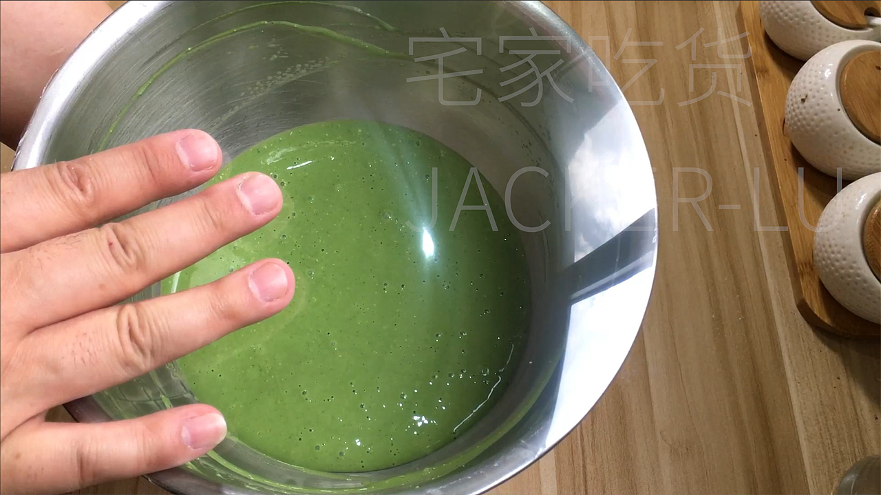 抹茶红豆松饼,抹茶清香与红豆甜蜜,寻找美好滋味。