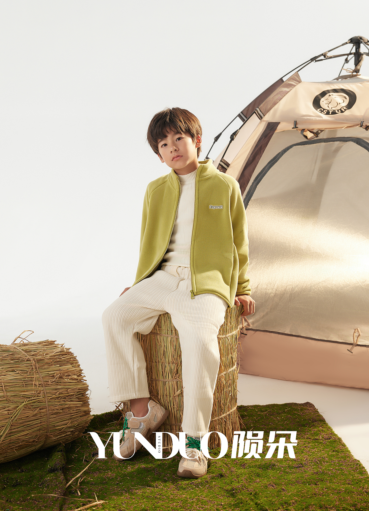 儿童抓绒衣 摇粒绒 户外保暖 舒适保暖外套拍摄案例