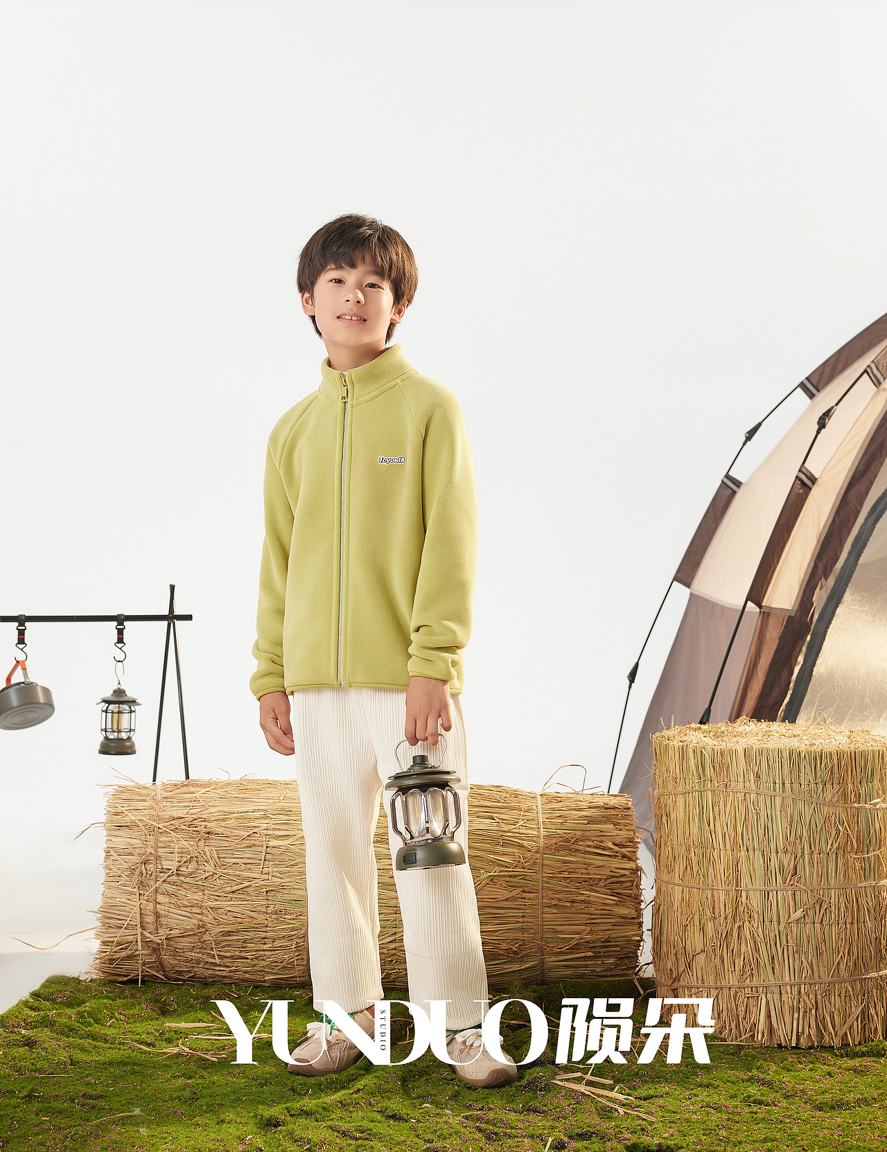 儿童抓绒衣 摇粒绒 户外保暖 舒适保暖外套拍摄案例