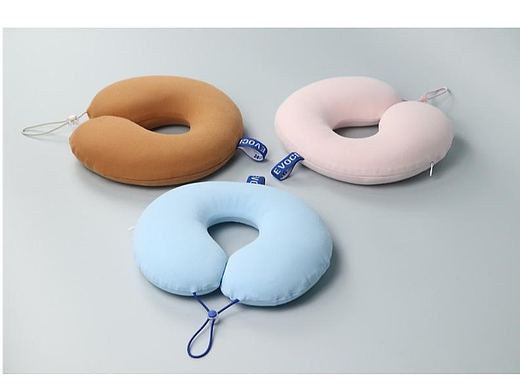 专为宝宝设计的U型护颈枕