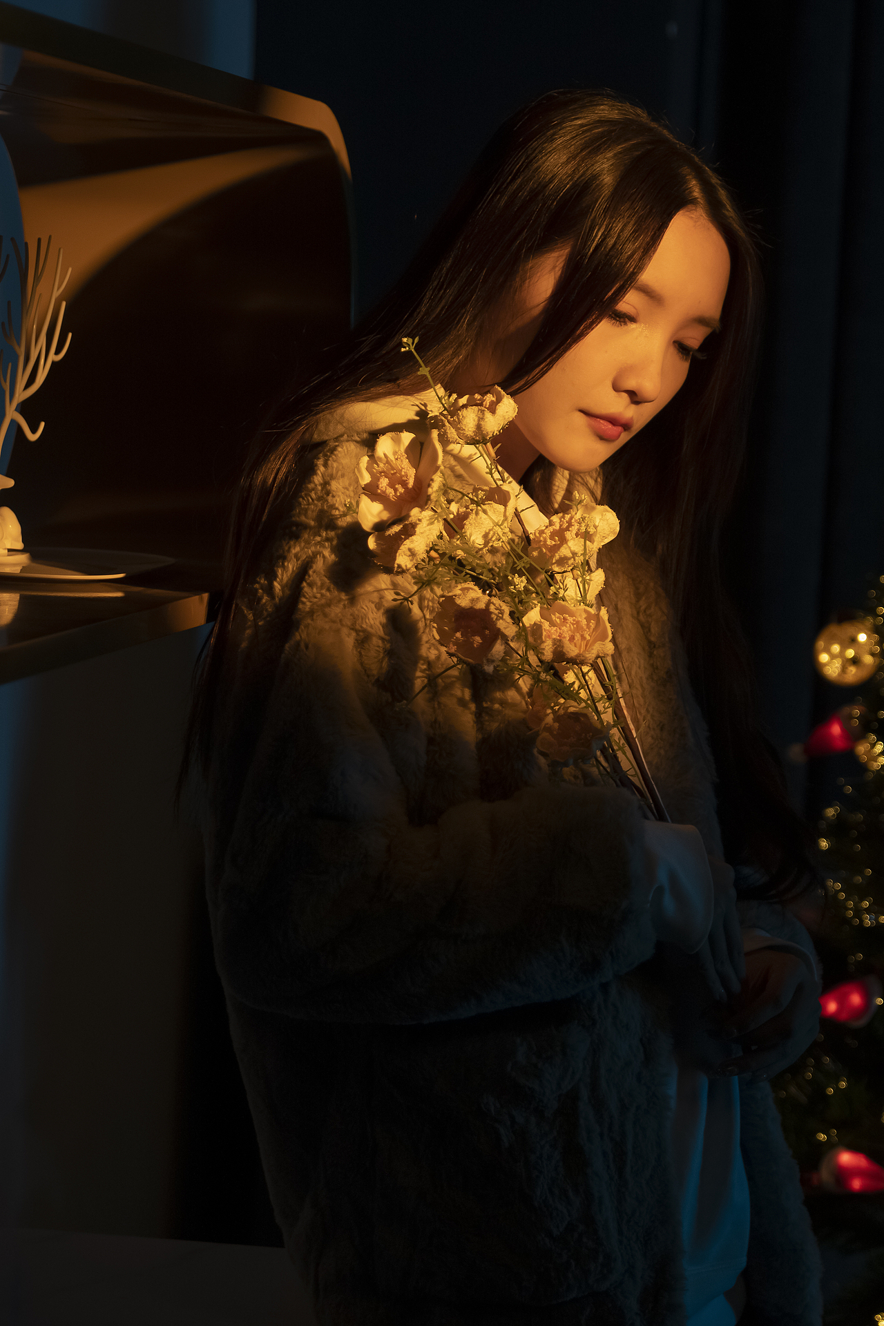 聚光筒口袋灯氛围感人像效果（图ZMzc1NTIzMTYw） - 其他平面 - 站酷设计师汪潮远原创素材 - 站酷ZCOOL