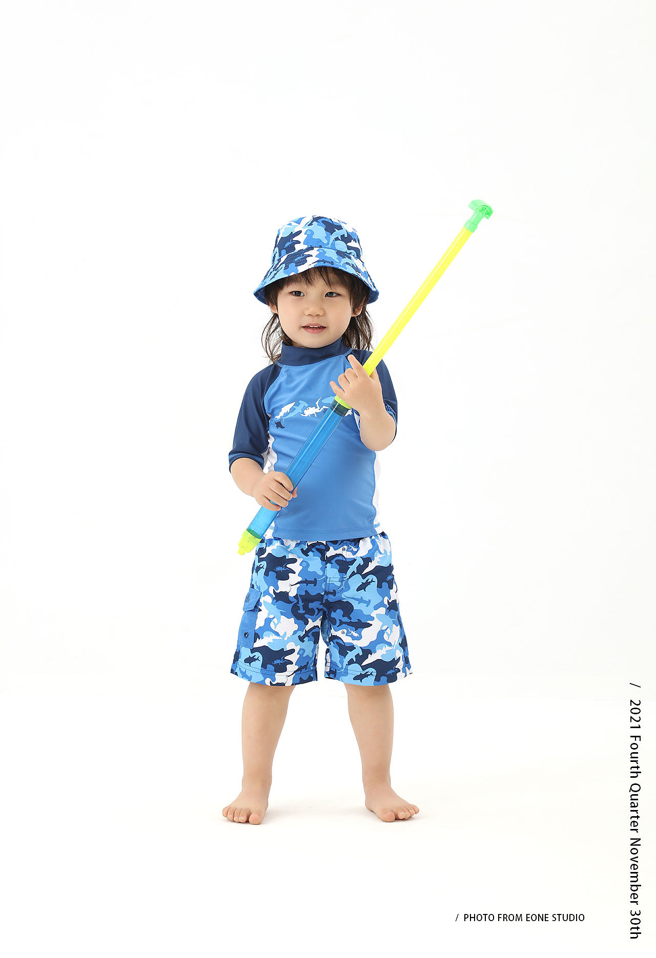 鞋服用品|儿童泳衣 & 壹万视觉