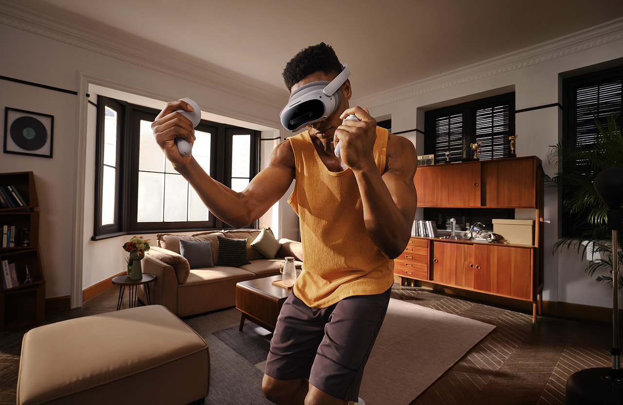 PICO 4 Ultra Lifestyle/CG（图ZMzc1NjcxMTA4） - 人像摄影 - 站酷设计师摄影师张开原创素材 - 站酷ZCOOL