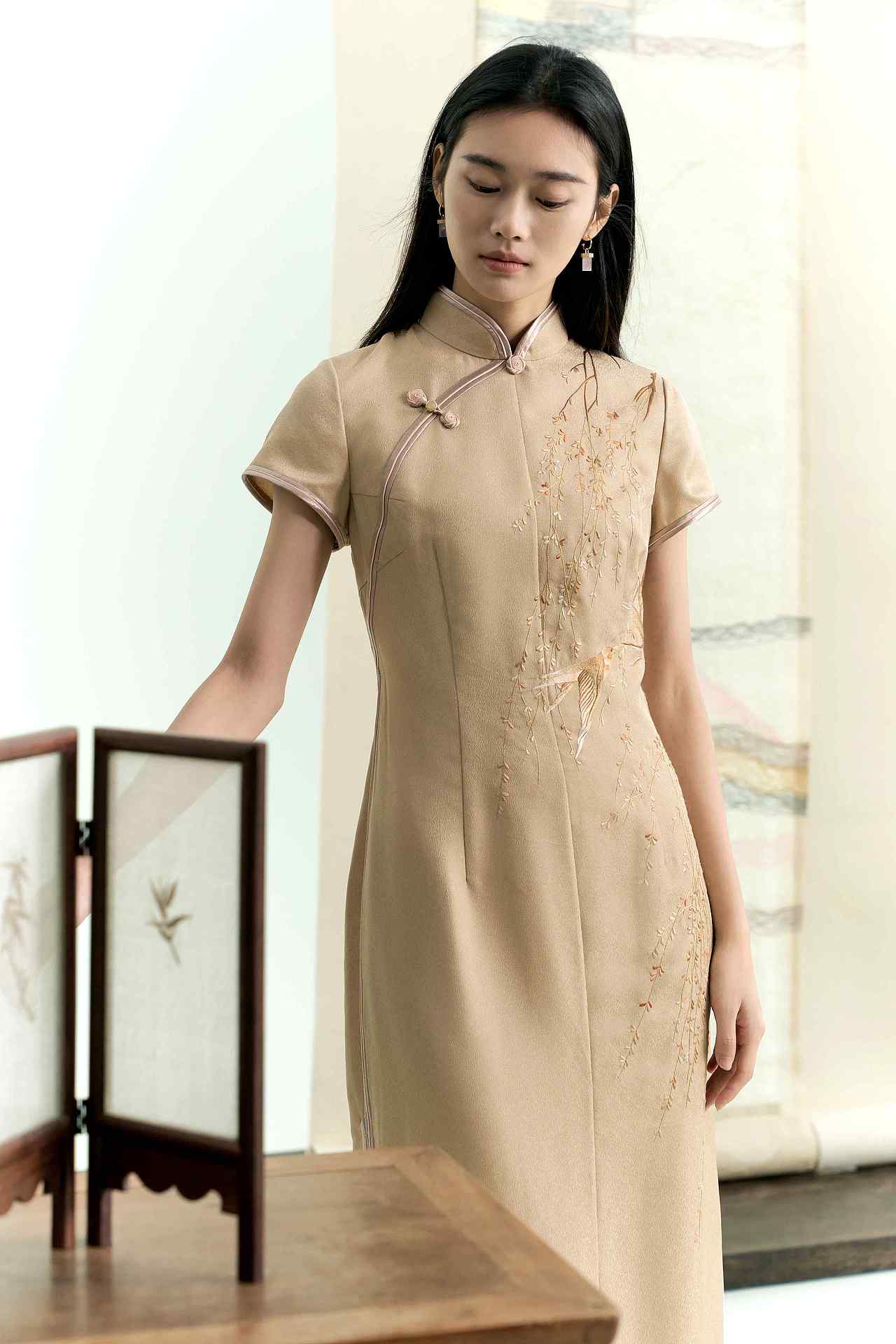 F8 商业拍摄 | 衡韵雅序 2024 AW 形象大片（图ZMzc1NzY1NDU2） - 人像摄影 - 站酷设计师F8StudioSZ原创素材 - 站酷ZCOOL