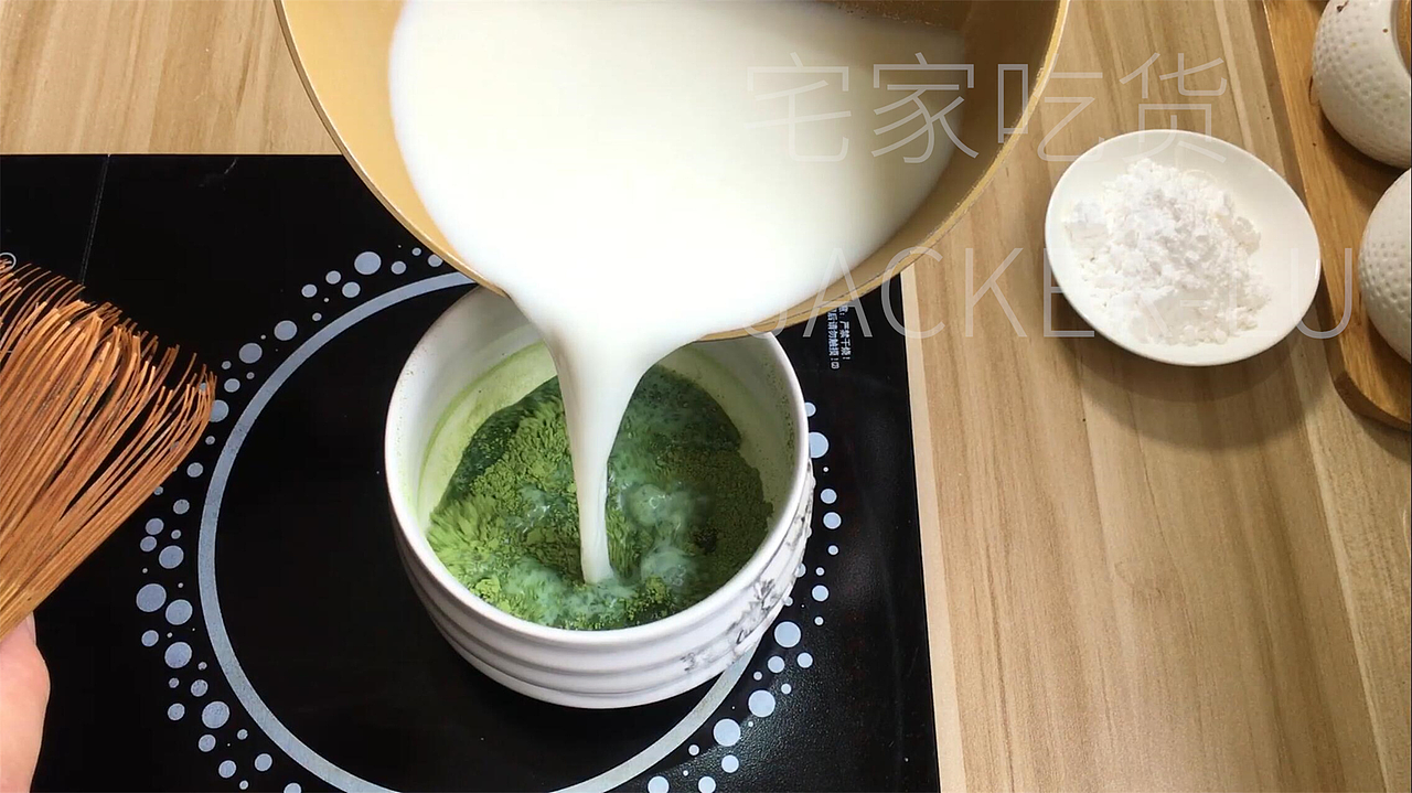 抹茶椰香水麻薯,淡雅与醇厚相互交融,简单而美味。