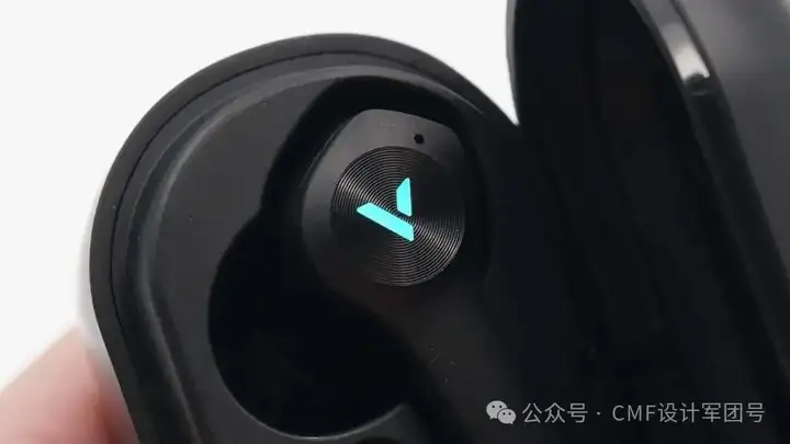 （下篇）80张产品图全面了解：TWS/OWS耳机21大表面处理工艺（图ZMTQ4ODczMTI=） - 资讯 - 站酷设计师CMF设计军团原创素材 - 站酷ZCOOL