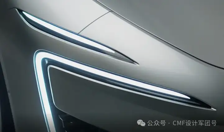 阿维塔012全球首秀,液态金属色车身,内外饰设计赏析