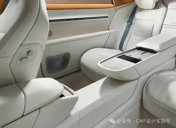 阿维塔012全球首秀,液态金属色车身,内外饰设计赏析