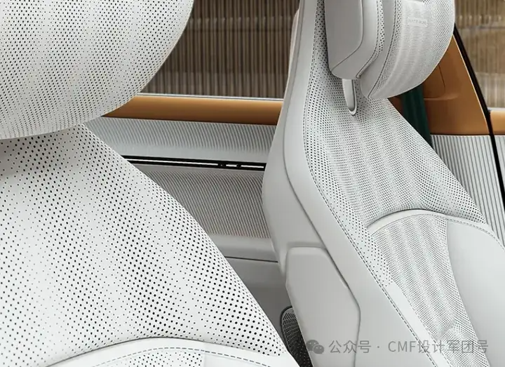 阿维塔012全球首秀,液态金属色车身,内外饰设计赏析