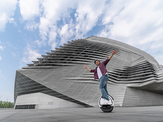 2024 乐行天下inmotion E20电动独轮车宣传视频