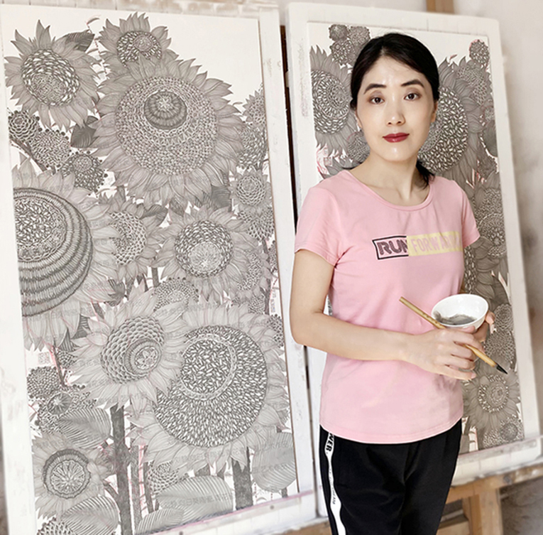 《向日葵》陶瓷.青花瓷板画系列.刘静.景德镇制.作品自述.（图ZMTQ4ODkxMjg=） - 资讯 - 站酷设计师刘静陶瓷艺术原创素材 - 站酷ZCOOL