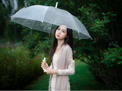 下雨了-森系少女人像（带视频）