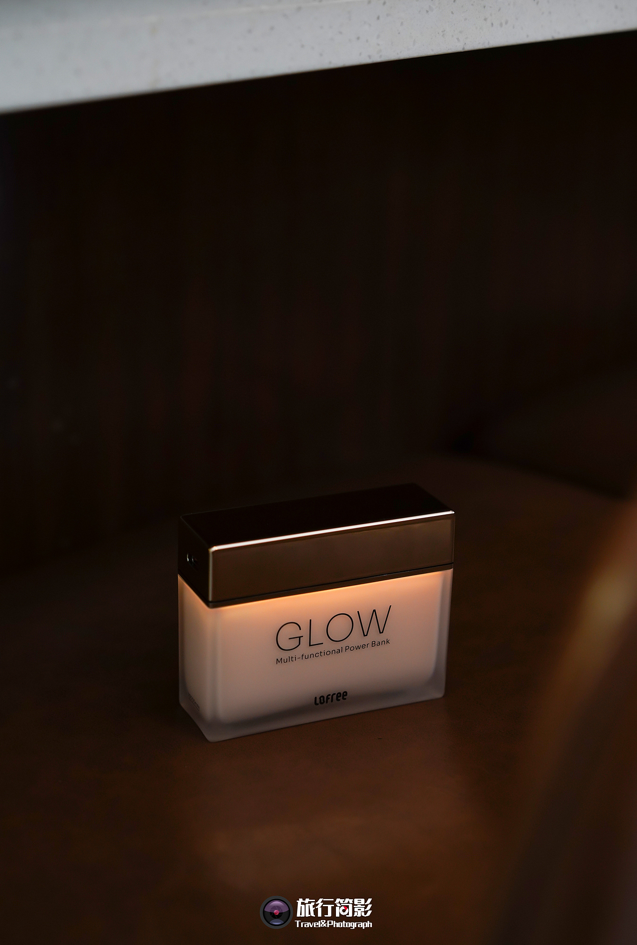Lofree洛斐GLOW聚光多功能移动电源·数码简影
