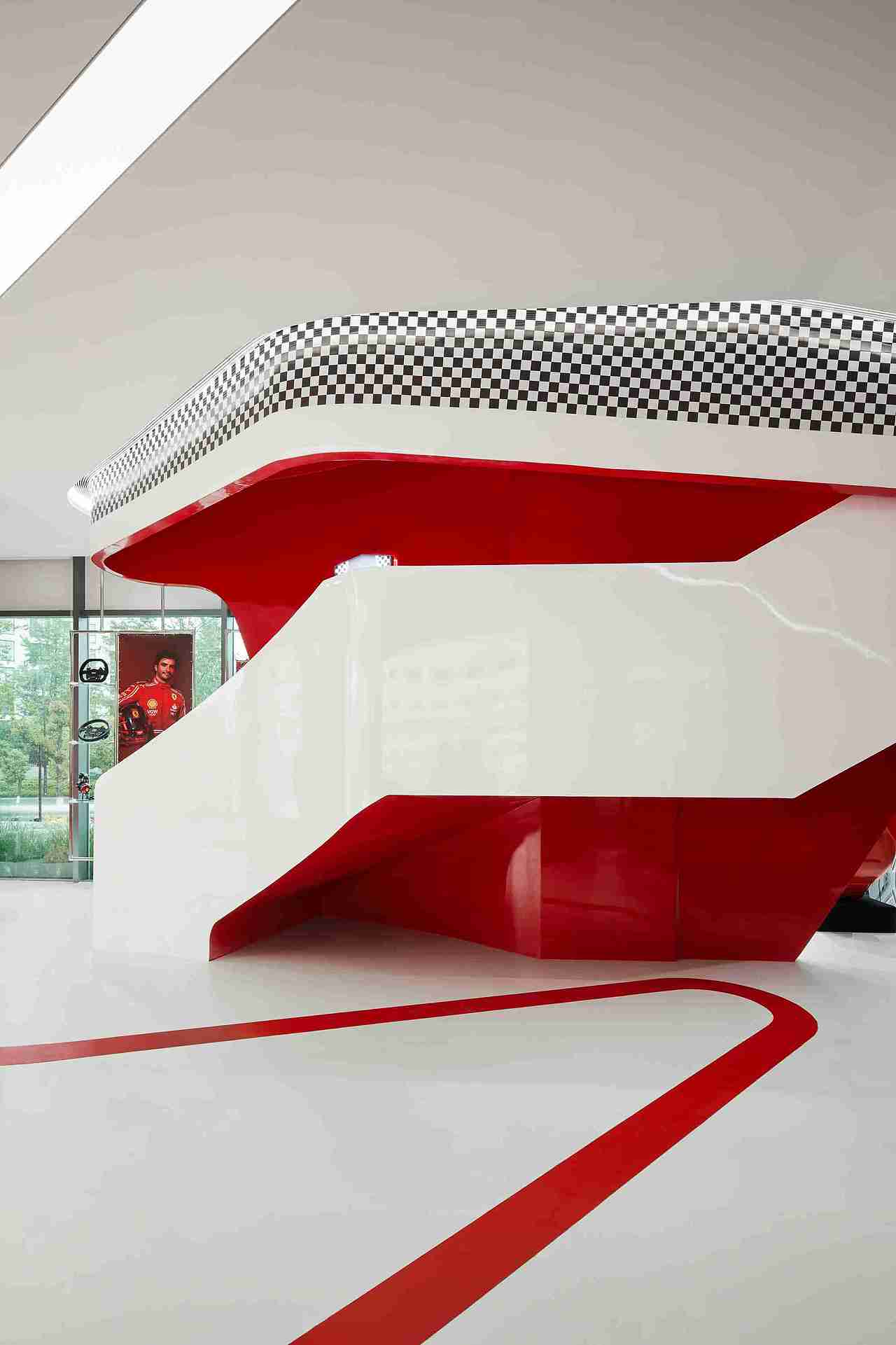 以设计之名,致敬法拉利的赛道传奇