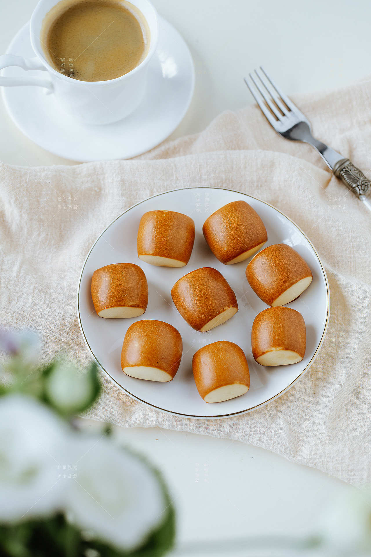 碱水小球面包拍摄面点摄影代餐食品拍摄小点心小零食