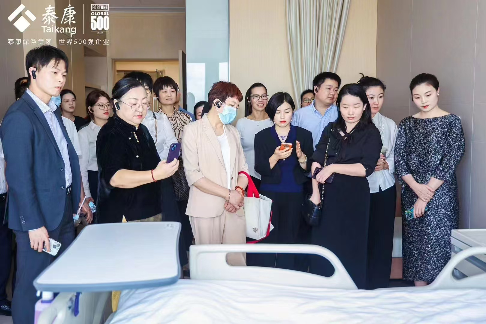 关于禅修，关于疗愈，以及泰康医养，无线讲解器有自己的存在感