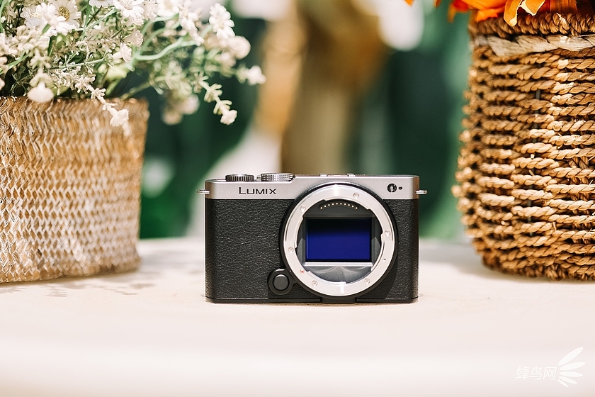 新手快收藏!入门微单相机怎么选?2024年建议买这些!