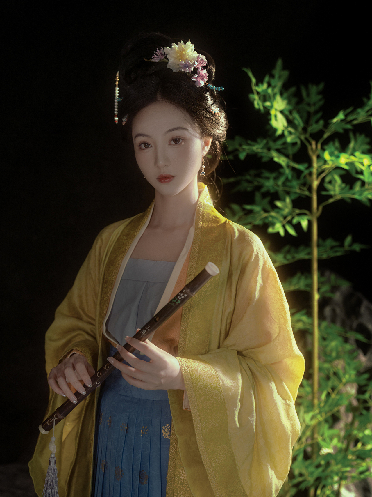 「 清风徐来 」（图ZMzc2NDg2MTMy） - 人像摄影 - 站酷设计师春心未书原创素材 - 站酷ZCOOL