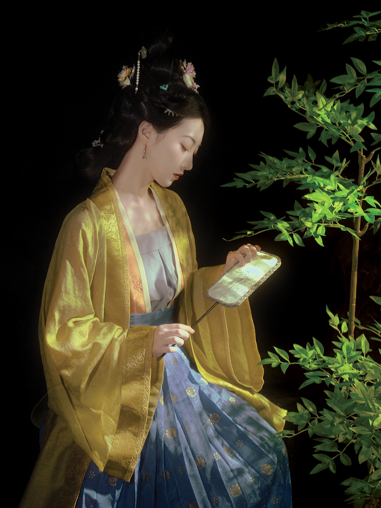 「 清风徐来 」（图ZMzc2NDg2MTAw） - 人像摄影 - 站酷设计师春心未书原创素材 - 站酷ZCOOL