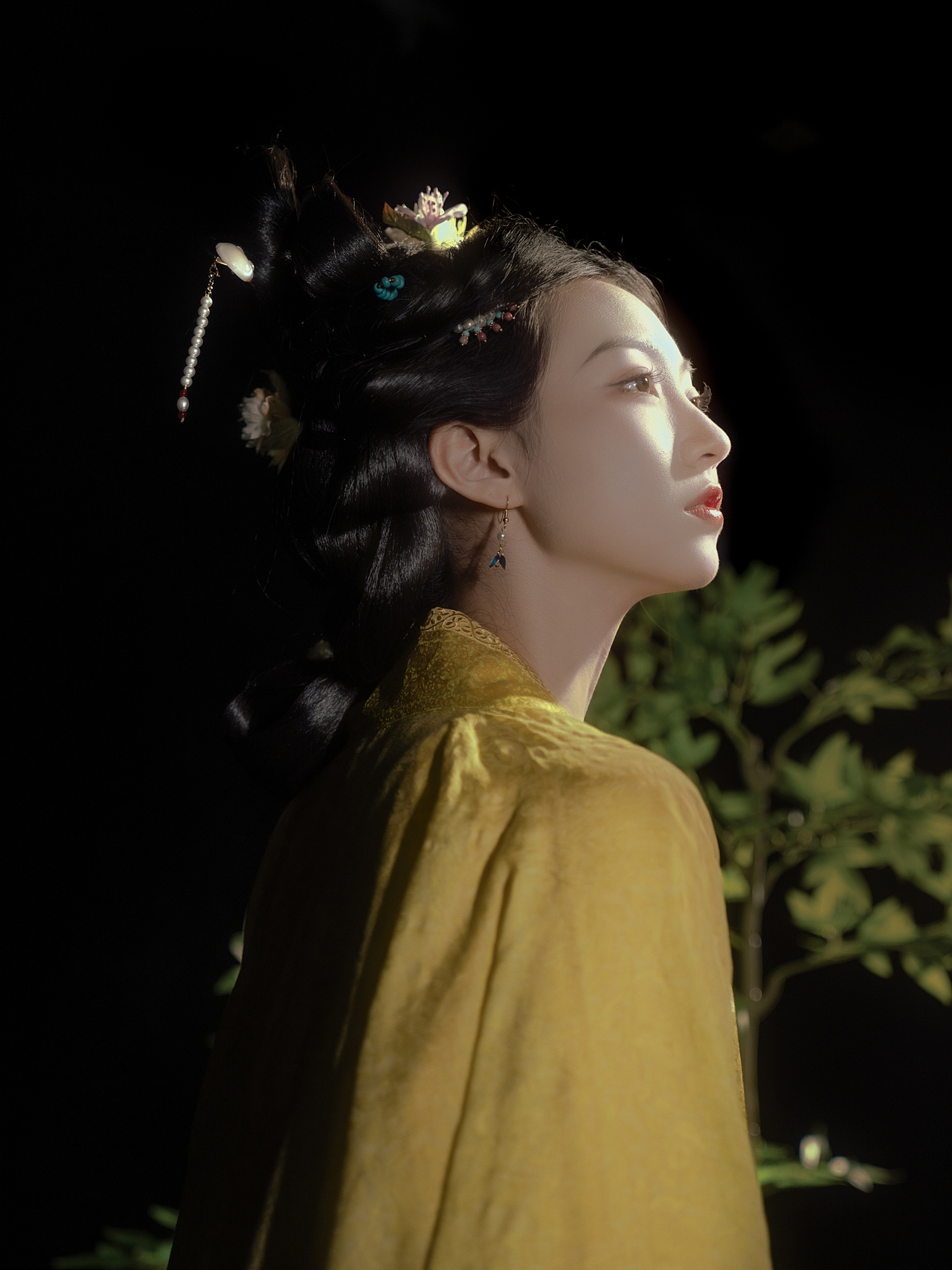 「 清风徐来 」（图ZMzc2NDg2MTUy） - 人像摄影 - 站酷设计师春心未书原创素材 - 站酷ZCOOL
