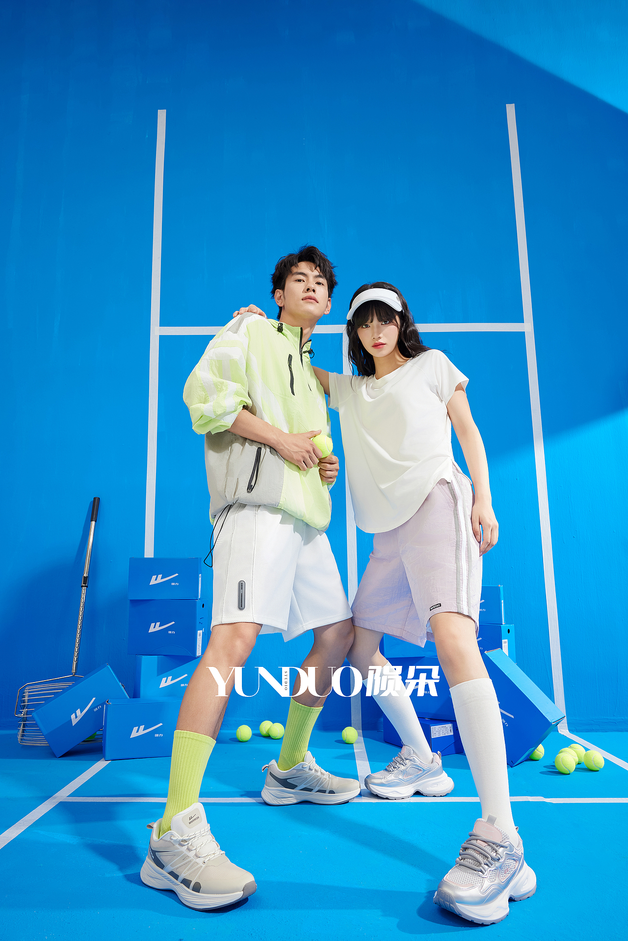 回力形象片拍摄 潮流运动袜情侣袜创意拍摄案例