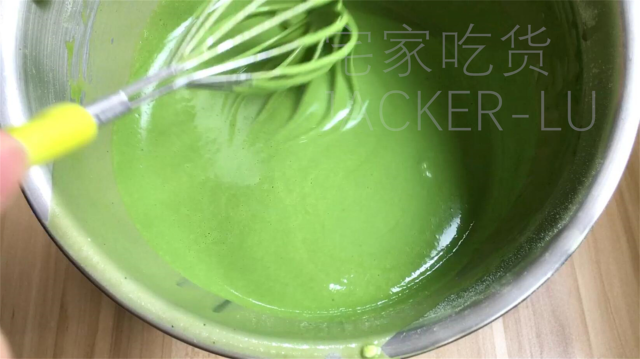 抹茶麻薯布朗尼，麻薯Q弹与抹茶清香，带来咀嚼乐趣。