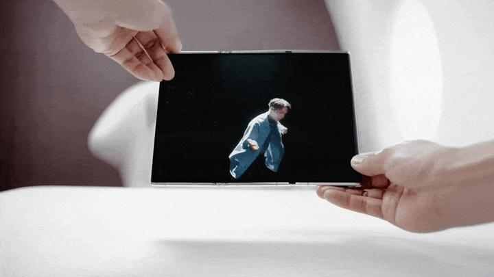 传音TECNO推出全新三折概念手机,设计欣赏