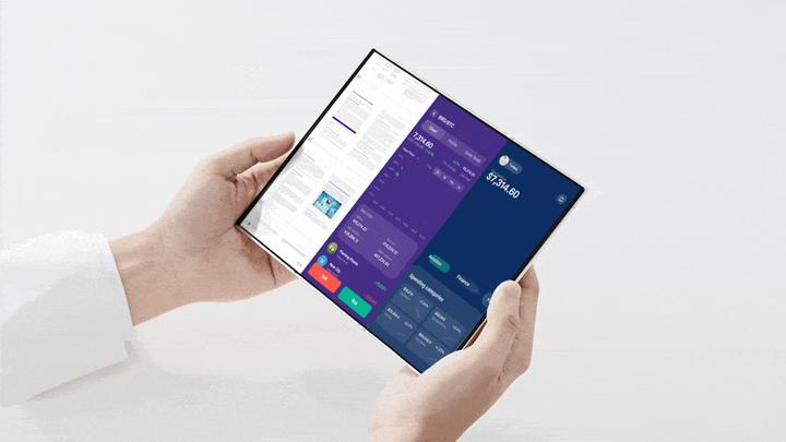 传音TECNO推出全新三折概念手机,设计欣赏