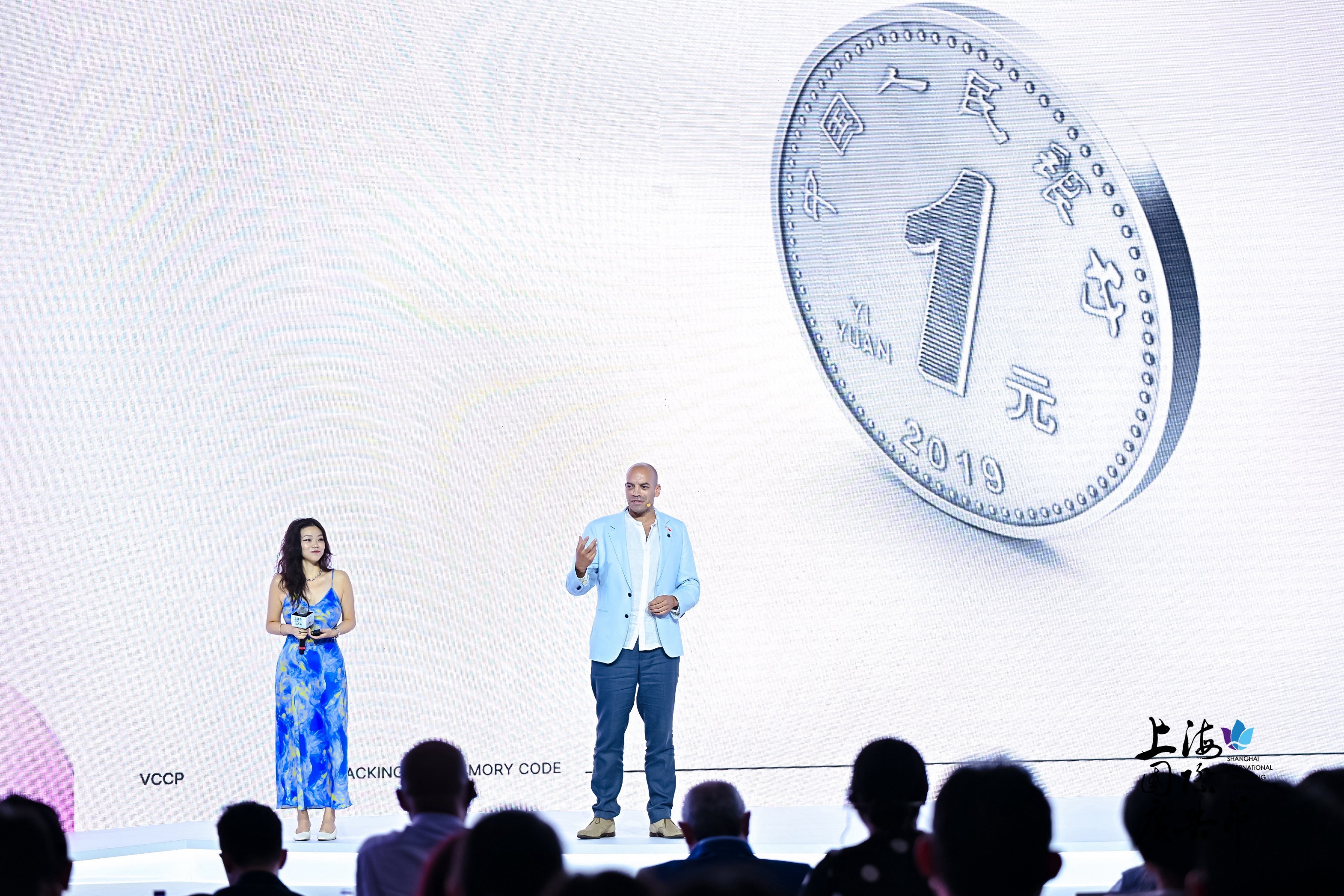 VCCP 全球首席执行官 Julian DOUGLAS
VCCP 全球业务总监 吴瑾